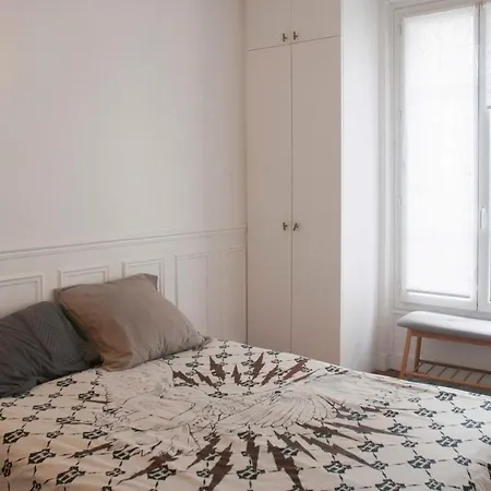 아파트 Bright Flat Near Paris *
